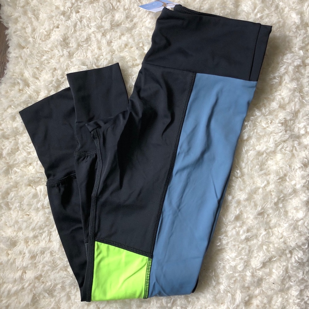FINAL SALE NWT Onzie Hot Yoga Leggings